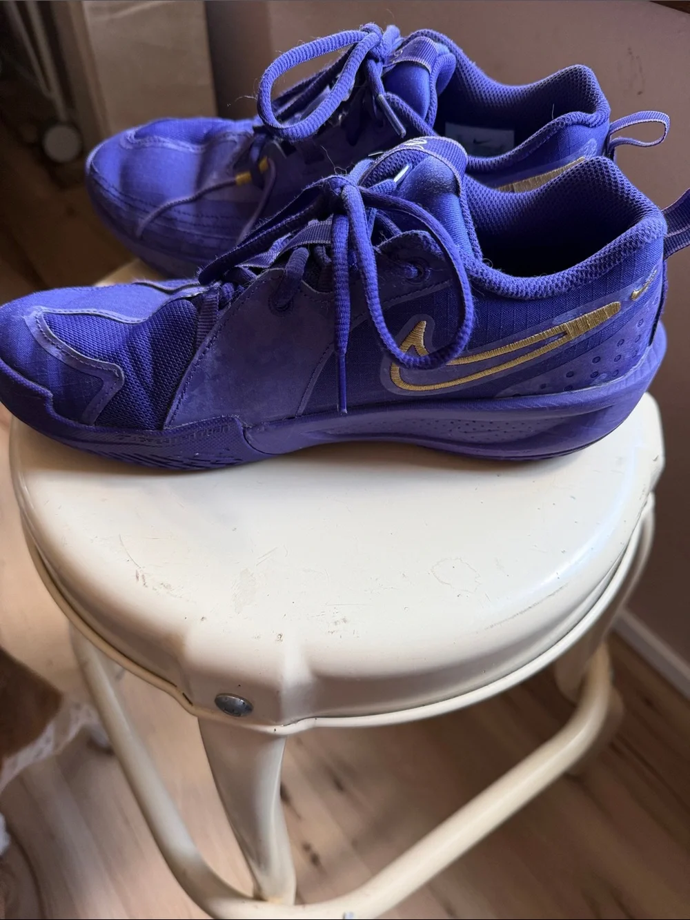 Nike G.T. Cut 3 Youth Basketball Shoes in Court Purple